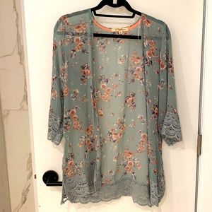 Sage Green , floral lace sleeved kimono. Size XS. Never been worn.